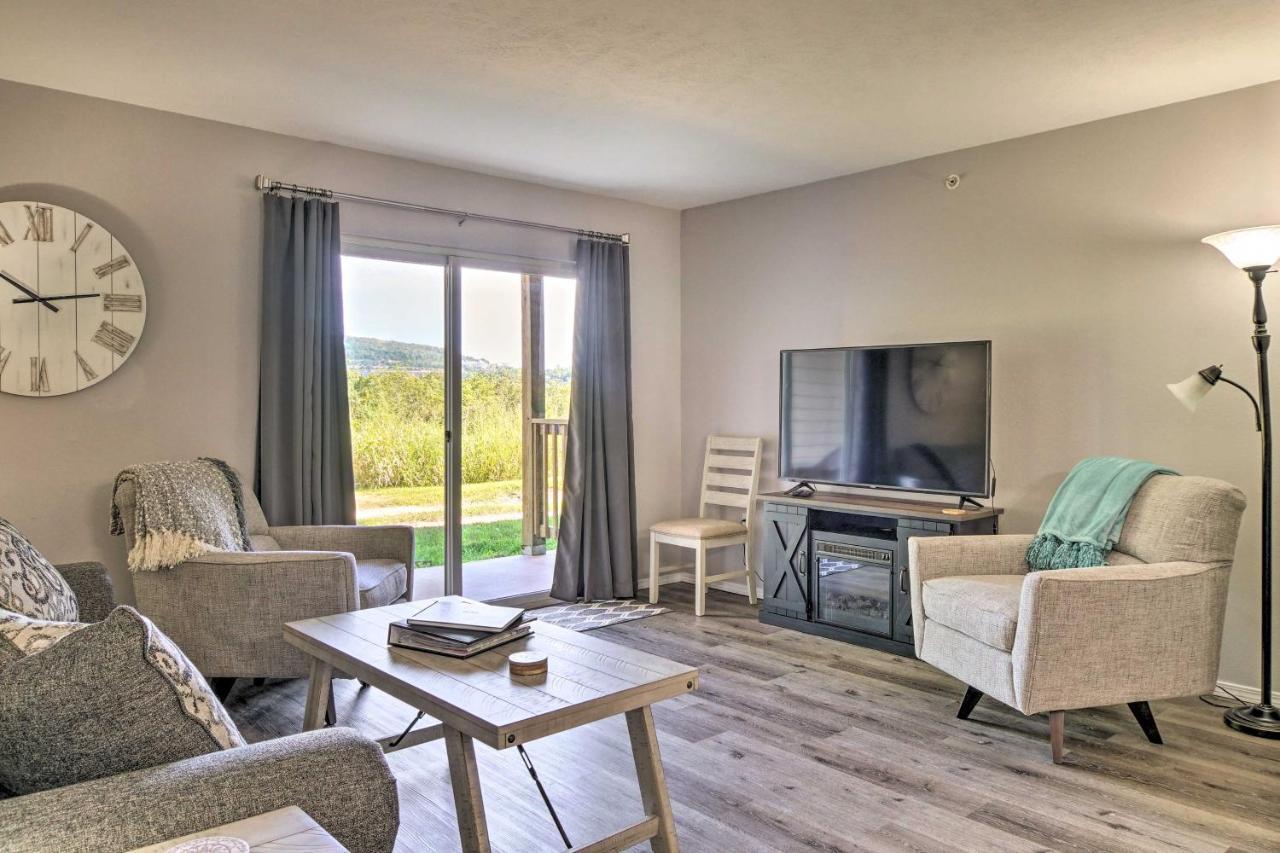 Cozy Condo With Pool Access, 5 Mi To Table Rock Lake Branson Exterior foto